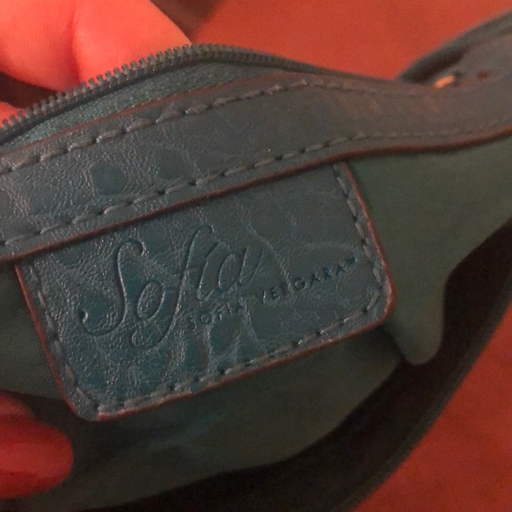 Sofia Vergara Purse - image 5